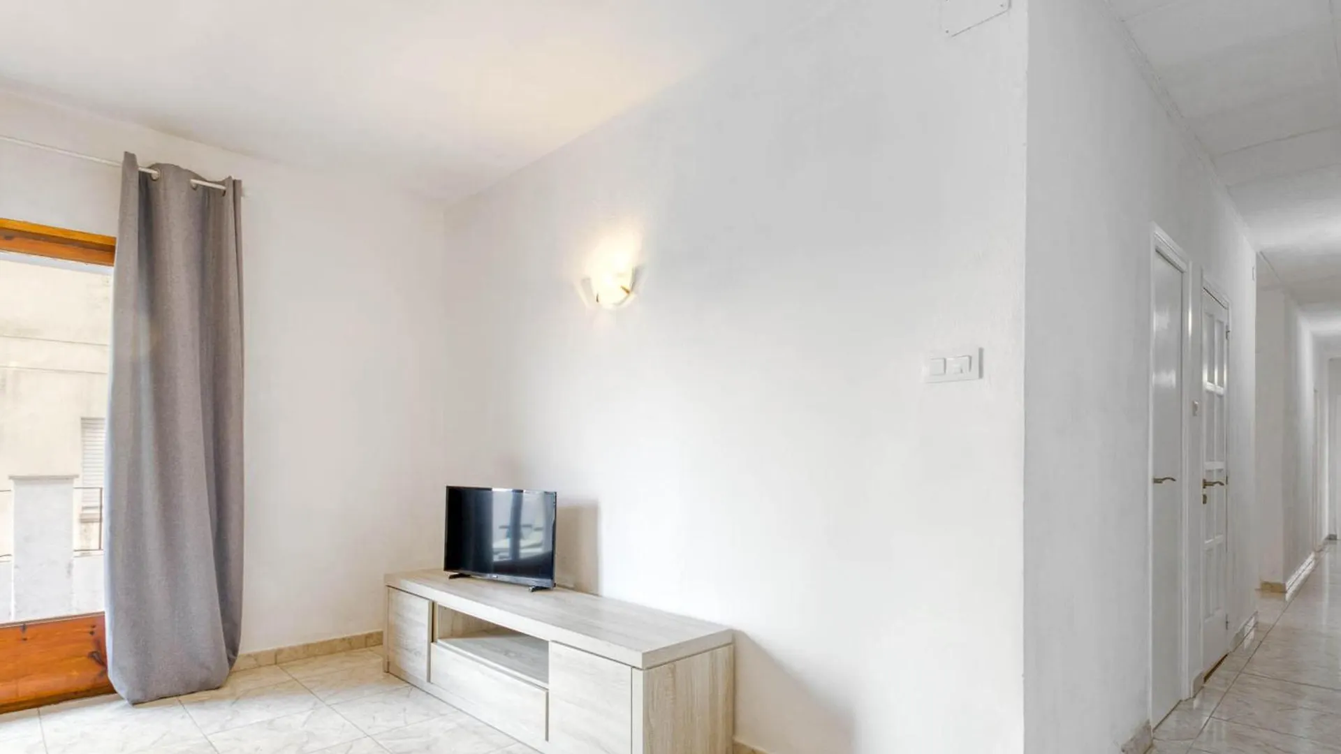 Apto. Centrico En Torroella De Montgri, Gran Terraza, Barbacoa, A/C, Wifi, Parking - Es-89-131